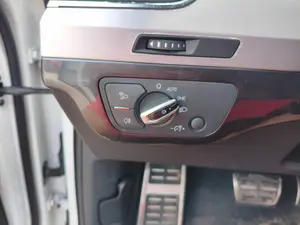 Foto de MANDO LUCES AUDI SQ7 (4MB) 4.0 V8 TDI (435 CV / 320 KW)