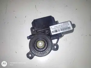 Foto de MOTOR ELEVALUNAS TRASERO DERECHO VOLKSWAGEN POLO V (6R1) 1.4 FSI (86 CV / 63 KW) referencia 6R0959812B