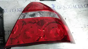 Foto de PILOTO TRASERO DERECHO CHEVROLET AVEO BERLINA referencia 200611R