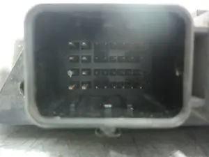Foto de CENTRALITA MOTOR UCE FORD FOCUS BERLINA (CAP) referencia 5M5112A650LB foto 3