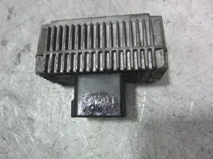 Foto de CAJA PRECALENTAMIENTO OPEL ZAFIRA A 2.0 DTI (101 CV / 74 KW) referencia 51299008