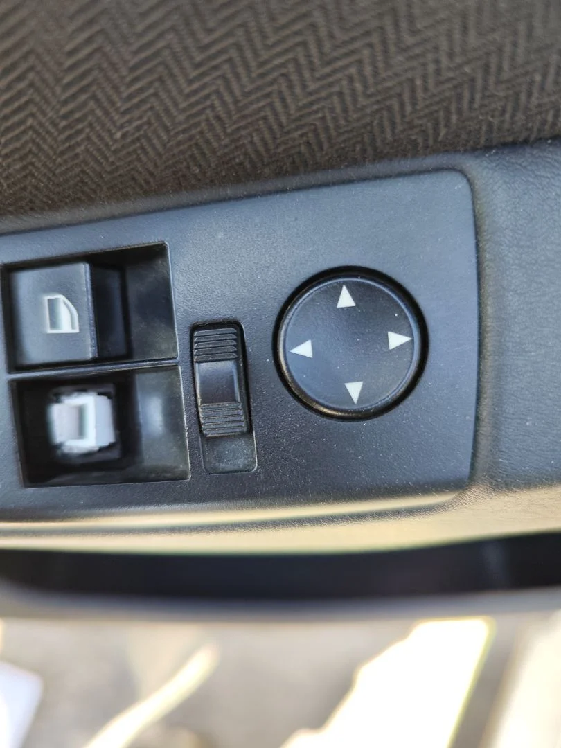 Foto de MANDO RETROVISOR BMW SERIE X5 (E53) 3.0 Turbodiesel CAT (218 CV / 160 KW)