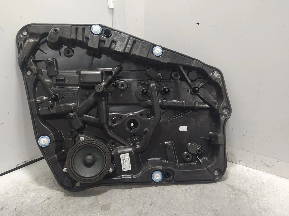 Foto de ELEVALUNAS TRASERO DERECHO BMW SERIE X3 (G01) 3.0 24V Turbodiesel (265 CV / 195 KW) referencia 748760206