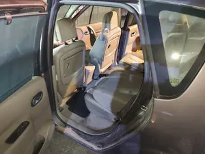 Foto de GOMAS CONTORNO PUERTA RENAULT SCENIC II (JM) 1.9 dCi Diesel (120 CV / 88 KW) referencia 7701475030