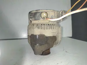Foto de ALTERNADOR NISSAN MICRA (K11) 1.0 16V CAT (54 CV / 40 KW) referencia 0123115010 foto 4