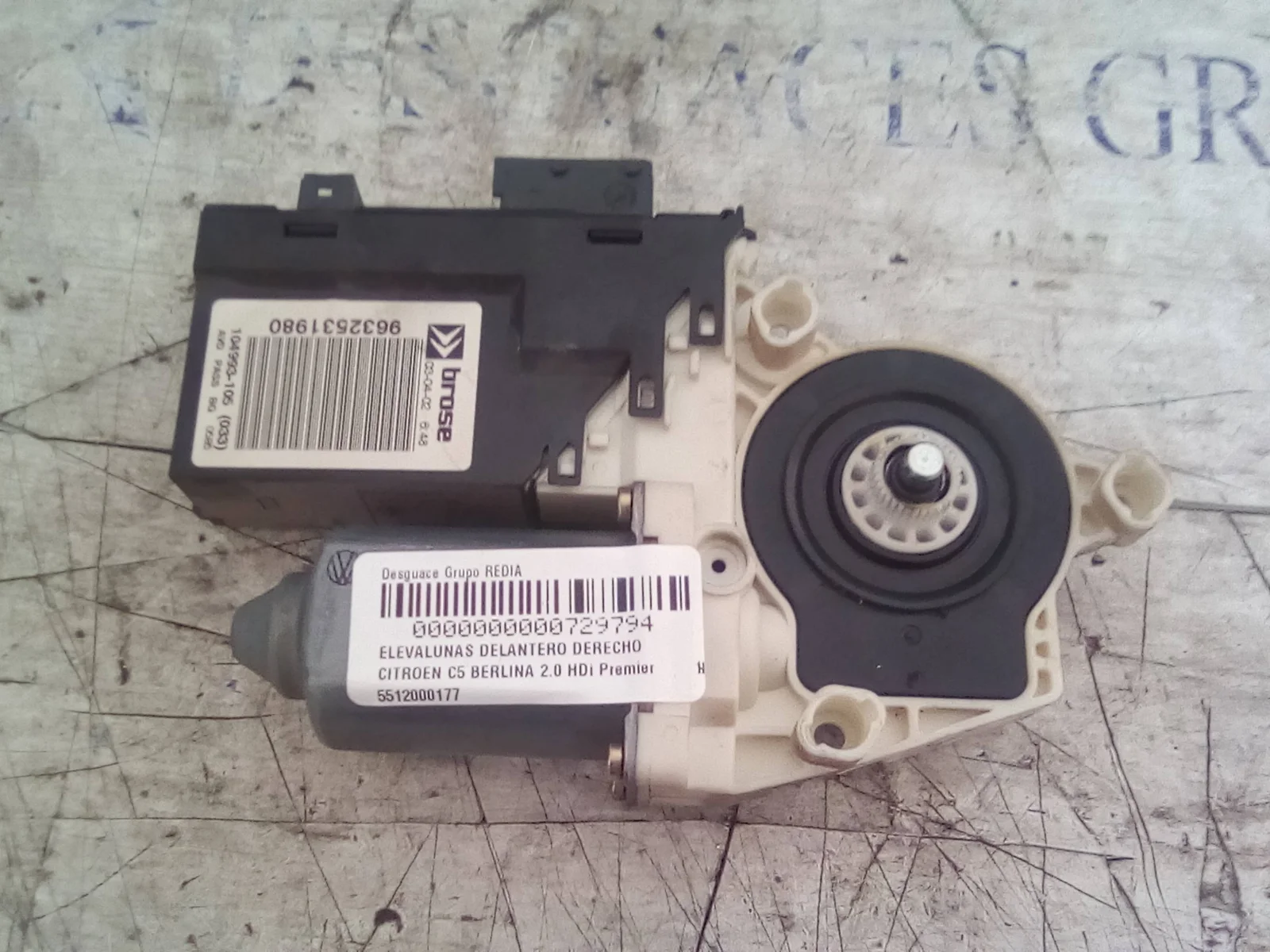 Foto de ELEVALUNAS DELANTERO DERECHO CITROEN C5 BERLINA referencia 5512000177