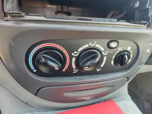 Foto de MANDO CALEFACCION / AIRE ACONDICIONADO RENAULT SCENIC I (JA...) 1.4 16V (95 CV / 70 KW) referencia 102042 foto 3