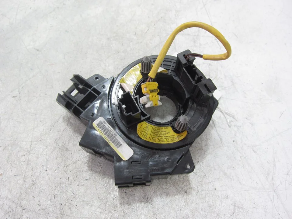Foto de ANILLO AIRBAG FORD FOCUS C-MAX (CAP)(2003) 1.8 TDCi Turbodiesel CAT (116 CV / 85 KW) referencia 14A664
