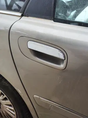 Foto de MANETA EXTERIOR TRASERA DERECHA VOLVO S80 BERLINA 2.4 Diesel (131 CV / 96 KW)