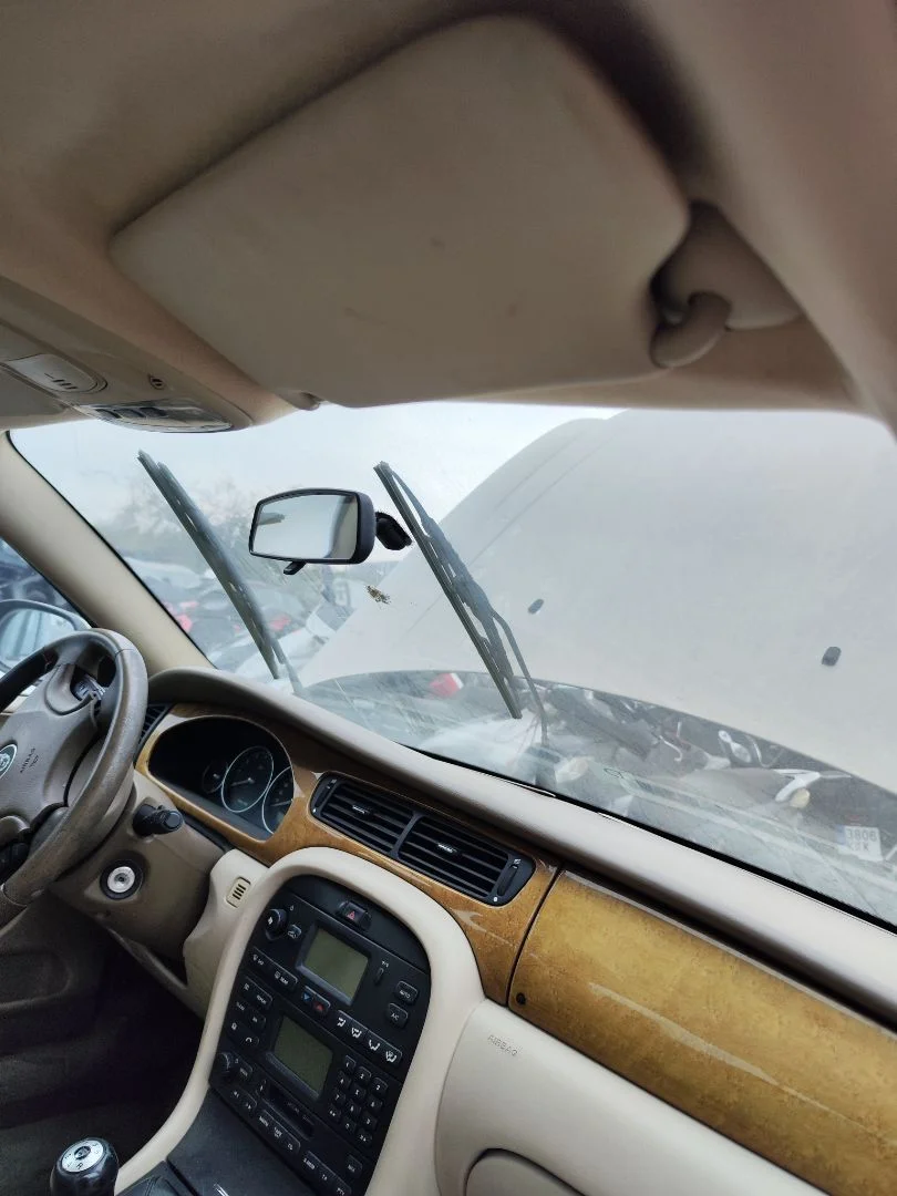 Foto de PARASOL DERECHO JAGUAR X-TYPE 2.1 V6 24V CAT (156 CV / 115 KW)