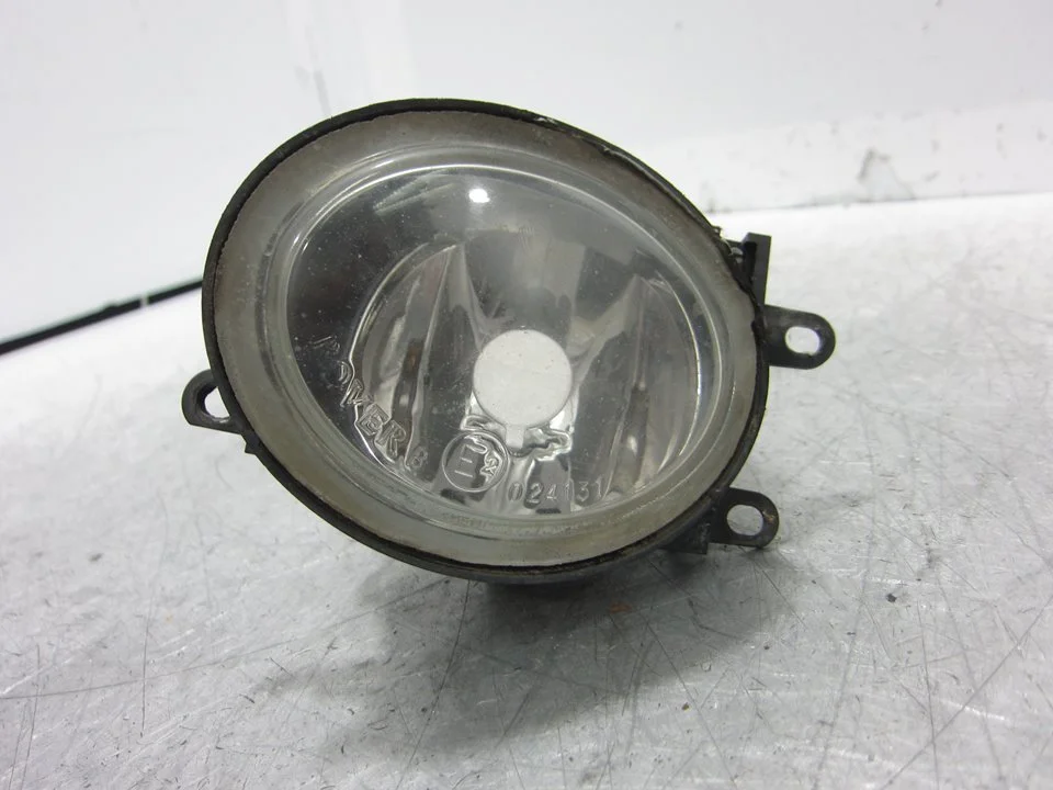 Foto de FARO ANTINIEBLA IZQUIERDO LAND ROVER FREELANDER (LN)(01.1998) 1.8 CAT (120 CV / 88 KW) referencia 67807616