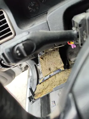 Foto de MANDO INTERMITENTES AUDI A6 BERLINA (4B2) 2.5 V6 24V TDI (150 CV / 110 KW)