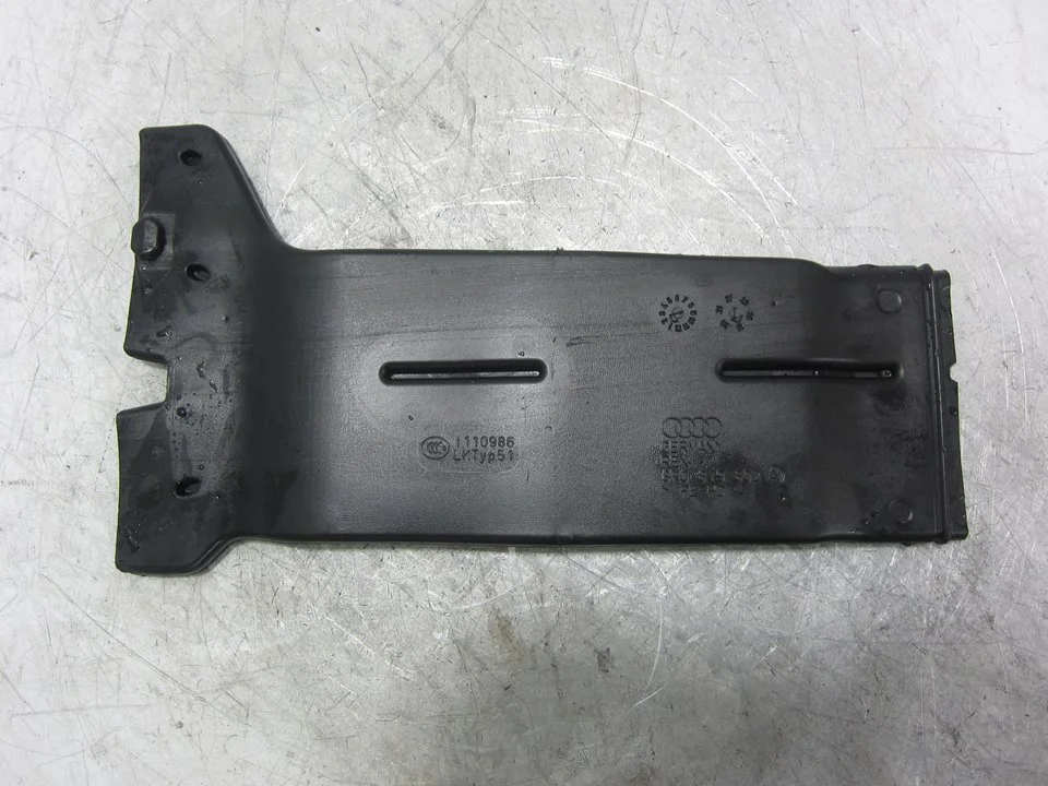 Foto de NO IDENTIFICADO PORSCHE MACAN (95BA) referencia 8R0819802A