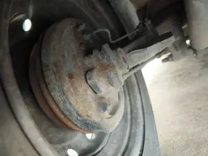 Foto de MANGUETA TRASERA IZQUIERDA PEUGEOT 206 1.4  (75 CV / 55 KW)