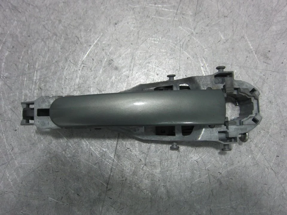 Foto de MANETA EXTERIOR DELANTERA DERECHA VOLKSWAGEN GOLF V (1K1)(10.2003) referencia 1K0837886