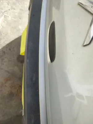 Foto de REFUERZO PARAGOLPES TRASERO CITROEN C4 BERLINA 1.6 16V HDi (90 CV / 66 KW)