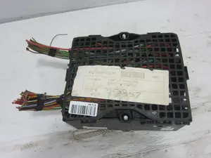 Foto de CAJA RELES / FUSIBLES FORD FIESTA (CBK) 1.3 CAT (69 CV / 51 KW) referencia 6S6T14401 foto 2