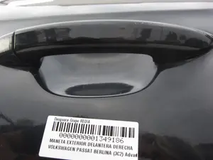 Foto de MANETA EXTERIOR DELANTERA DERECHA VOLKSWAGEN PASSAT BERLINA (3C2) 2.0 TDI (140 CV / 103 KW) foto 4
