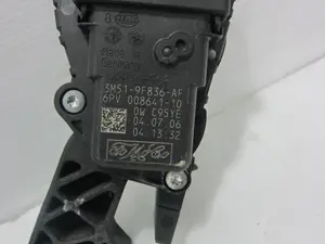Foto de POTENCIOMETRO PEDAL RENAULT CLIO III 1.5 dCi Diesel (106 CV / 78 KW) referencia 3M519F836AF foto 4