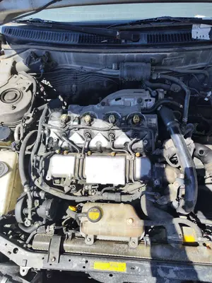 Foto de MOTOR COMPLETO TOYOTA COROLLA (E11) 2.0 Turbodiesel CAT (90 CV / 66 KW) referencia 1CDFTV foto 4