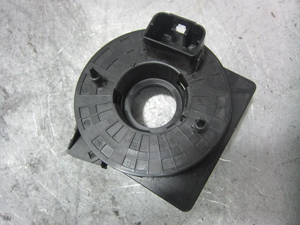 Foto de ANILLO AIRBAG VOLKSWAGEN POLO V (6C1) 1.0 (75 CV / 55 KW) referencia 283396