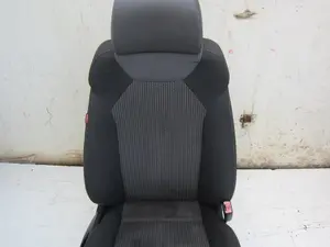 Foto de JUEGO ASIENTOS COMPLETO SEAT LEON (1P1) 1.6 TDI (105 CV / 77 KW) referencia 1K4881105 foto 3