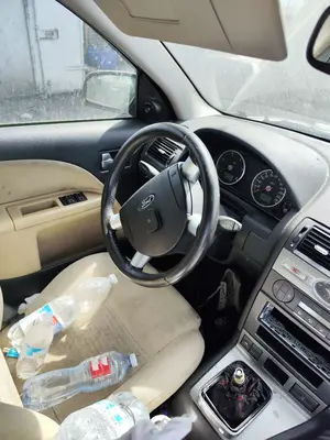 Foto de MANETA INTERIOR DELANTERA IZQUIERDA FORD MONDEO BERLINA (GE) 2.0 TDCi CAT (131 CV / 96 KW) referencia 1352107