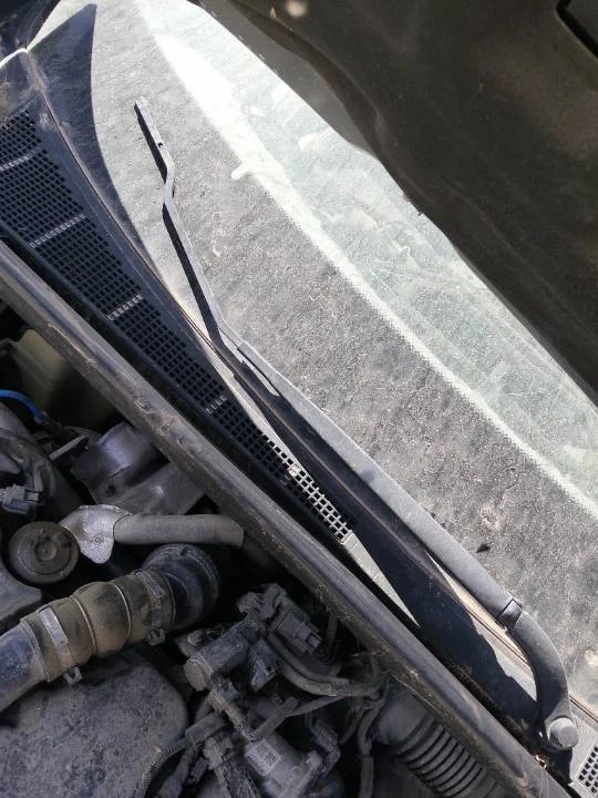 Foto de BRAZO LIMPIA DELANTERO DERECHO RENAULT MEGANE IV BERLINA 5P