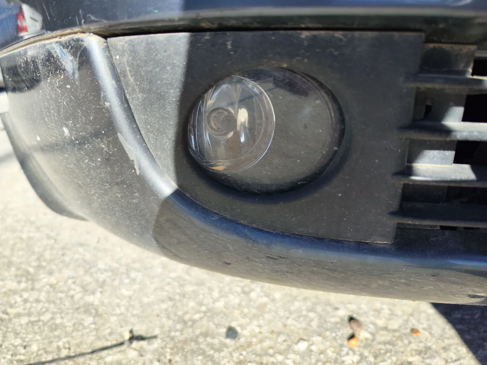 Foto de FARO ANTINIEBLA DERECHO AUDI A6 BERLINA (4B2) 2.4 V6 30V (165 CV / 121 KW)