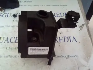 Foto de BOMBA DIRECCION PEUGEOT 206 1.4  (75 CV / 55 KW)