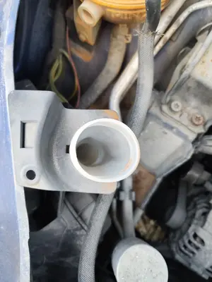 Foto de DEPOSITO LIMPIA PEUGEOT 307 (S1)(04.2001) 1.6 16V CAT (109 CV / 80 KW)