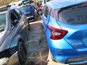 Foto de MANGUETA TRASERA IZQUIERDA NISSAN MICRA (K14) 0.9 CAT (90 CV / 66 KW)