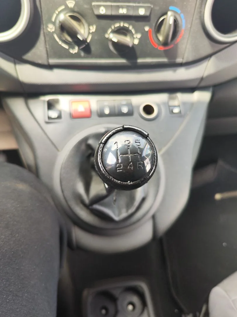 Foto de PALANCA CAMBIO CITROEN BERLINGO FURGÓN 1.6 16V HDi FAP (90 CV / 66 KW) referencia 2400KF