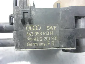 Foto de MANDO MULTIFUNCION AUDI 100 AVANT (C4) 2.3 (133 CV / 98 KW) referencia 443953513H foto 2