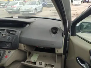 Foto de AIRBAG DELANTERO DERECHO RENAULT SCENIC II (JM) 1.6 16V (113 CV / 83 KW) referencia 8200230383