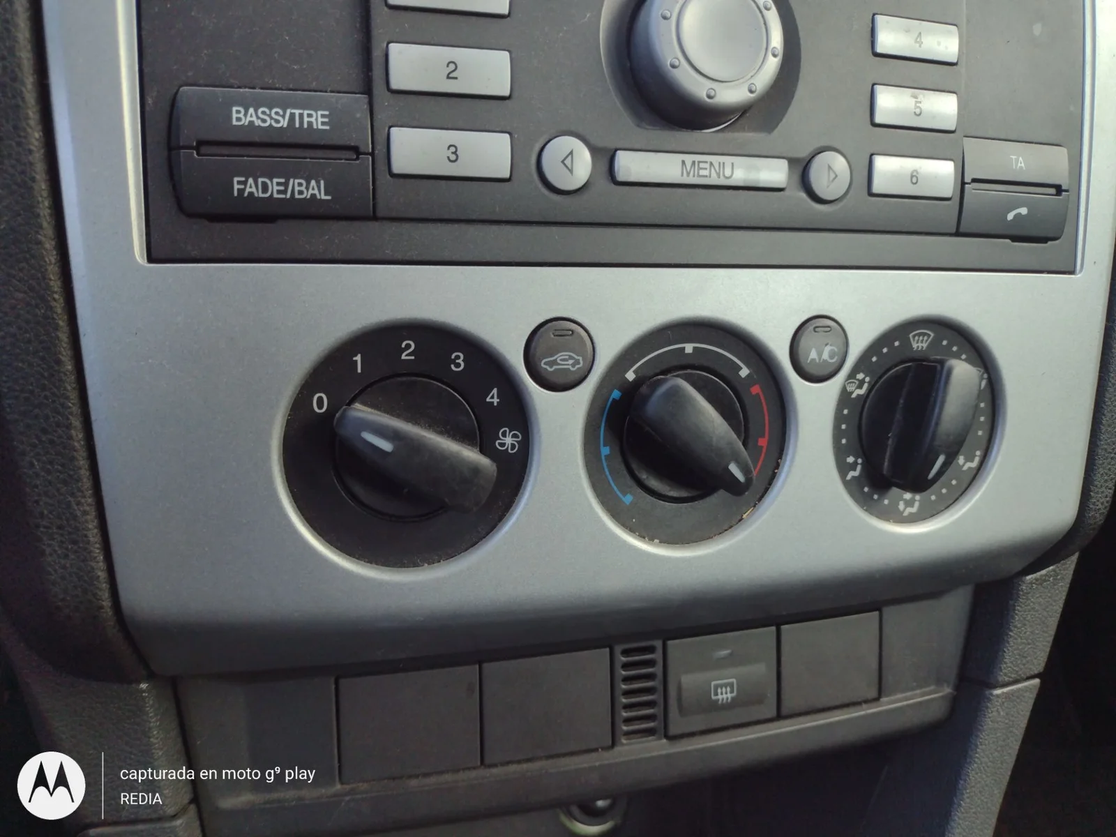 Foto de CALEFACCION ENTERA NORMAL FORD FOCUS SPORTBREAK (CAP) 1.6 16V CAT (101 CV / 74 KW) referencia 4M5H18K418