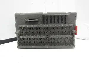 Foto de CAJA RELES / FUSIBLES CITROEN BERLINGO referencia 9568205480 foto 2