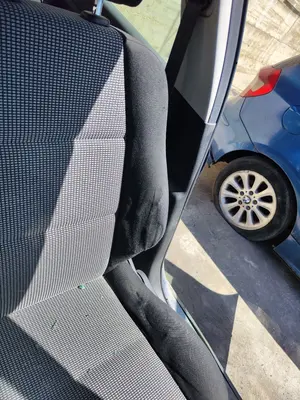 Foto de ASIENTO DELANTERO IZQUIERDO PEUGEOT 307 BERLINA (S2) 1.4 16V CAT (KFU / ET3J4) (88 CV / 65 KW) foto 2