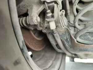 Foto de MANGUETA TRASERA IZQUIERDA PEUGEOT 207 1.6 16V HDi (90 CV / 66 KW)