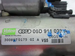 Foto de MOTOR ARRANQUE AUDI A4 BERLINA (8E) referencia 06D911023A foto 4