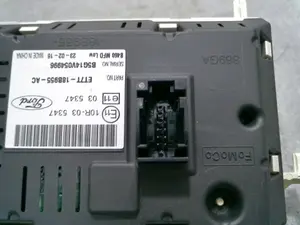 Foto de PANTALLA MULTIFUNCION FORD FIESTA (CNN) 1.25 16V CAT (82 CV / 60 KW) referencia 10R035347 foto 3