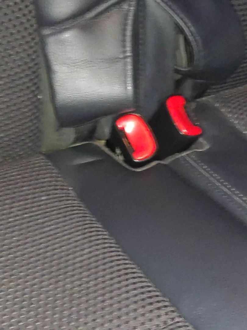 Foto de ENGANCHE CINTURON TRASERO DERECHO CHEVROLET CAPTIVA 2.0 Diesel CAT (150 CV / 110 KW)
