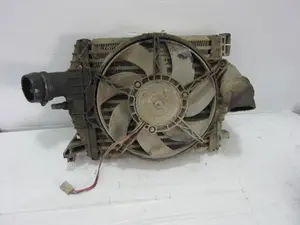 Foto de INTERCOOLER MERCEDES-BENZ VITO MARCO POLO (638) 2.2 16V CDI Turbodiesel CAT (122 CV / 90 KW) referencia 160010041F foto 1