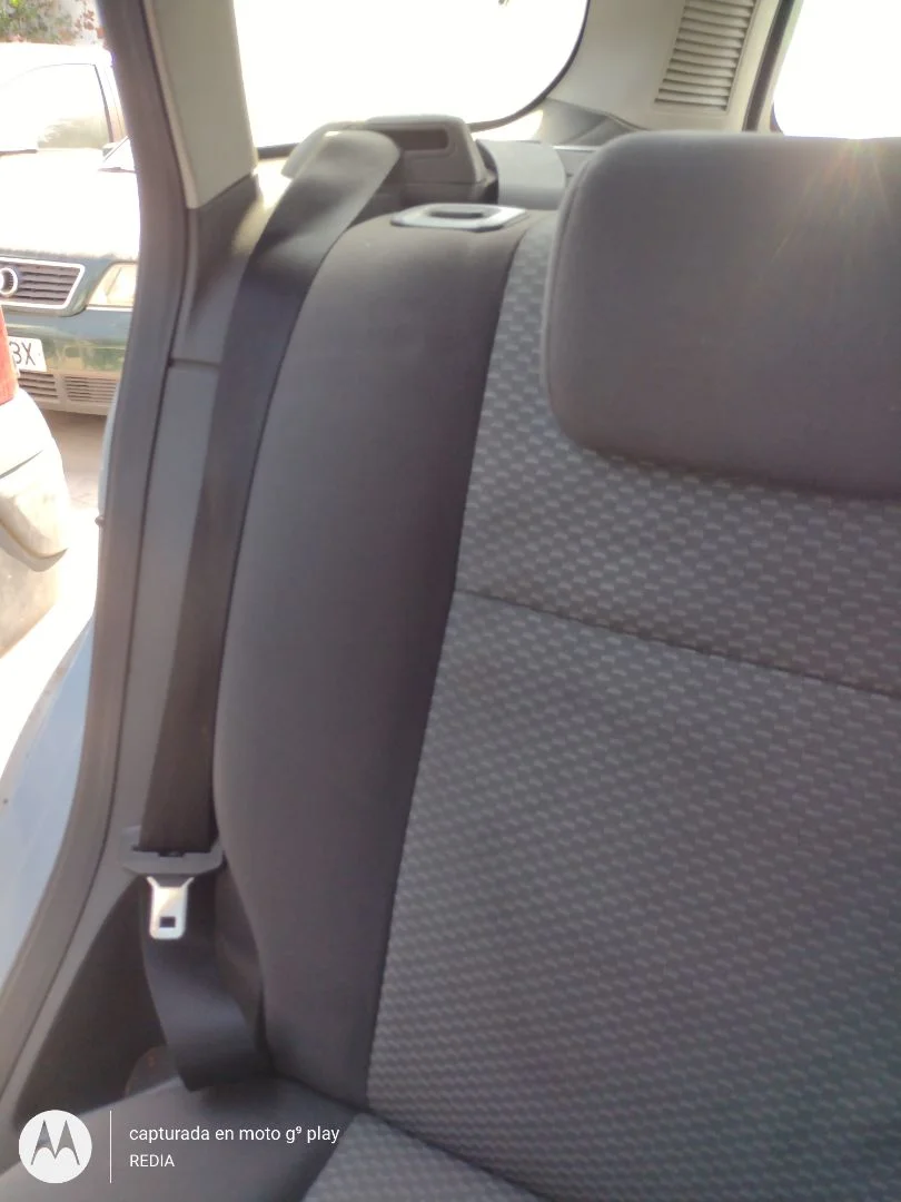 Foto de CINTURON SEGURIDAD TRASERO DERECHO FORD FOCUS SPORTBREAK (CAP) 1.6 16V CAT (101 CV / 74 KW)