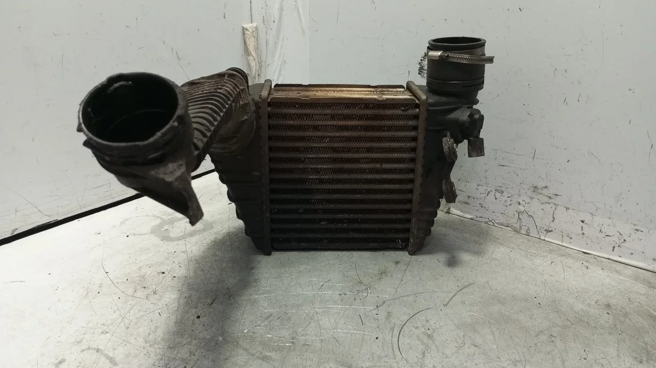Foto de INTERCOOLER SEAT TOLEDO (1M2) 1.9 TDI (110 CV / 81 KW) referencia 1J0145803F