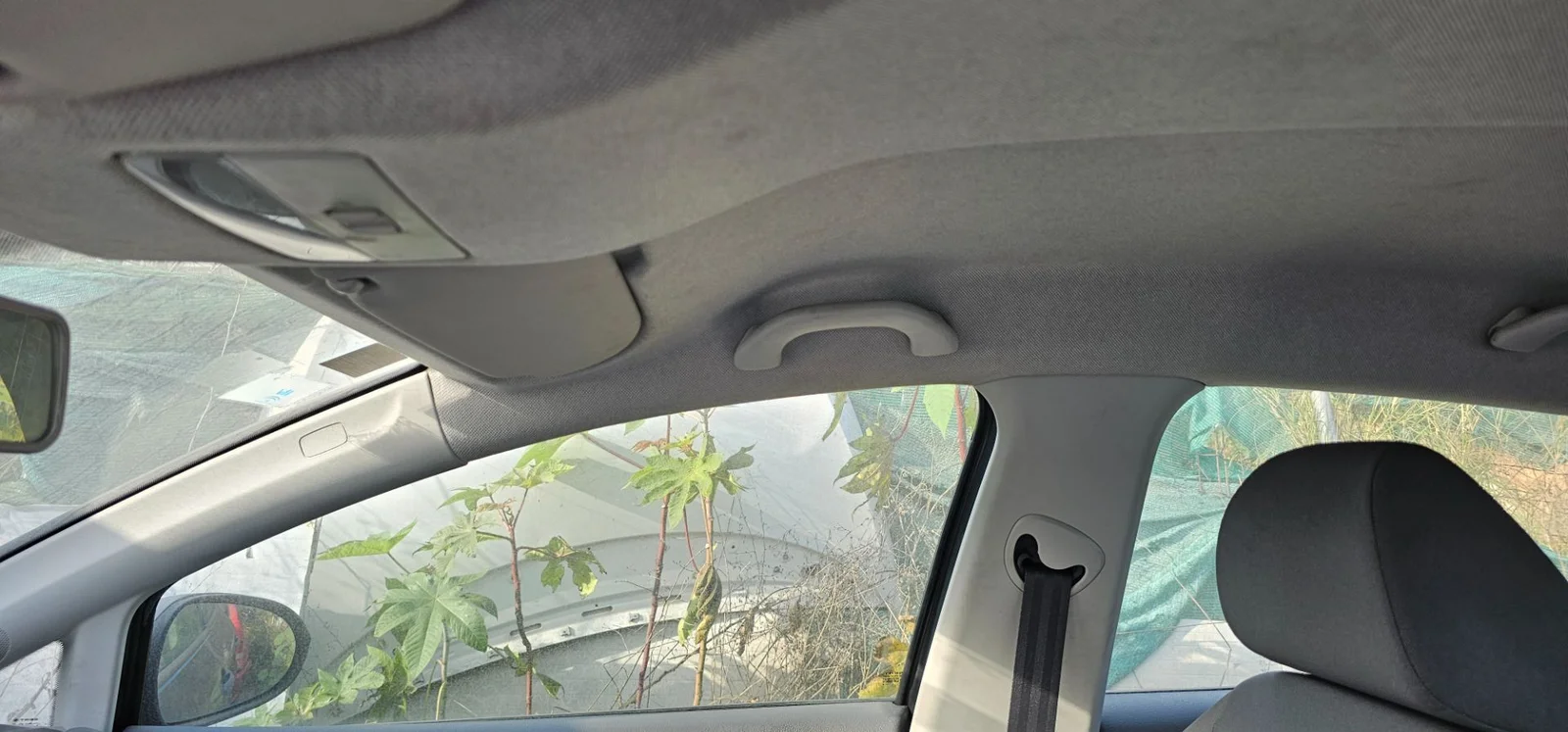 Foto de ASIDERO TECHO DELANTERO DERECHO SEAT IBIZA BERLINA (6J5) 1.4 TDI (80 CV / 59 KW) referencia 6J0857607F FKZ