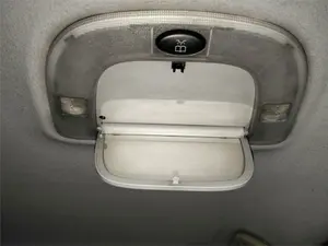 Foto de LUZ INTERIOR MERCEDES-BENZ CLASE S (BM 220) BERLINA