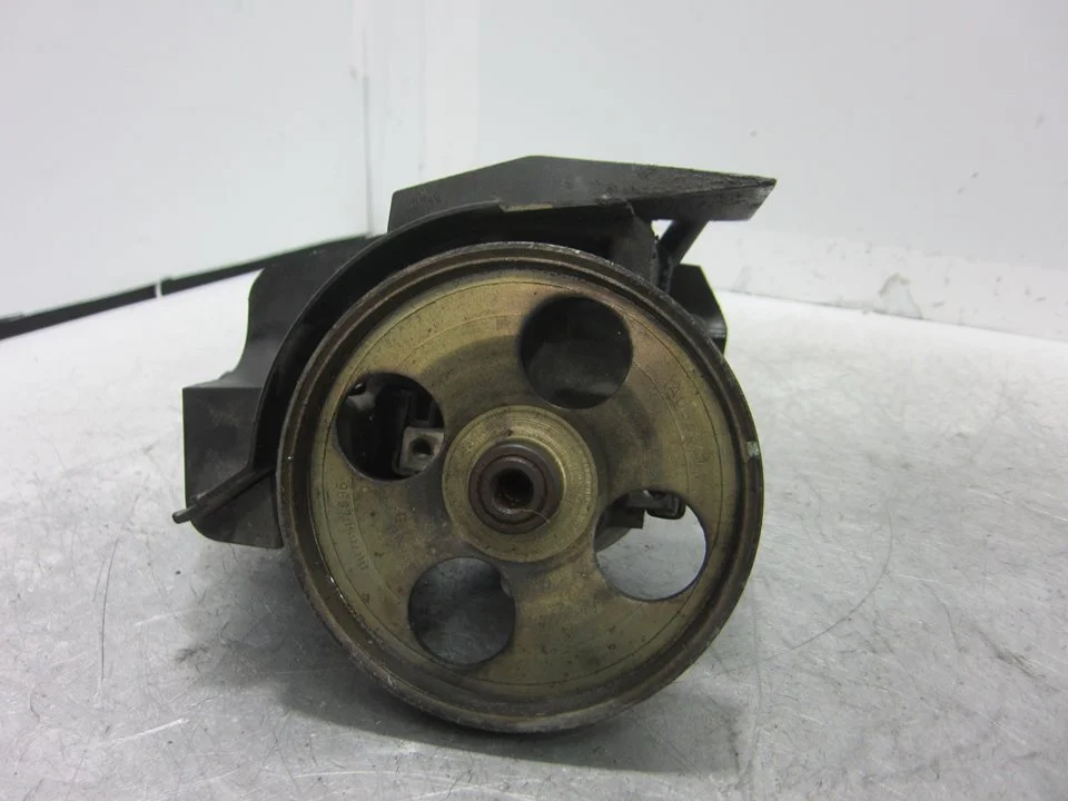 Foto de BOMBA DIRECCION PEUGEOT 206 1.6 16V CAT (109 CV / 80 KW) referencia 9636868880