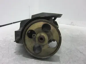 Foto de BOMBA DIRECCION PEUGEOT 206 1.6 16V CAT (109 CV / 80 KW) referencia 9636868880
