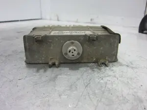 Foto de CENTRALITA MOTOR UCE VOLKSWAGEN POLO III (6N1) 1.4 (60 CV / 44 KW) referencia 030906027AA foto 4